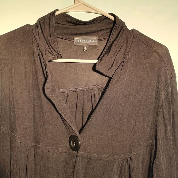 Elementz Black Long Sleeve Jacket Top with Oversized Button Women’s Size: Large - Picture 2 of 4